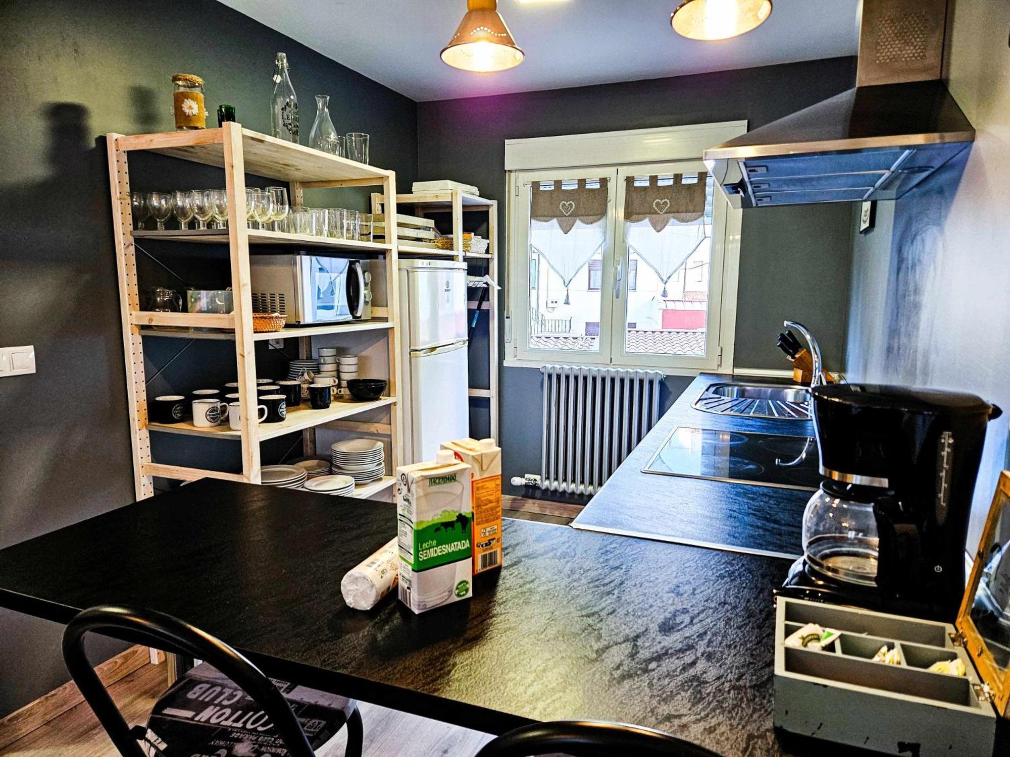 Oak House Oakplacescom レオン エクステリア 写真