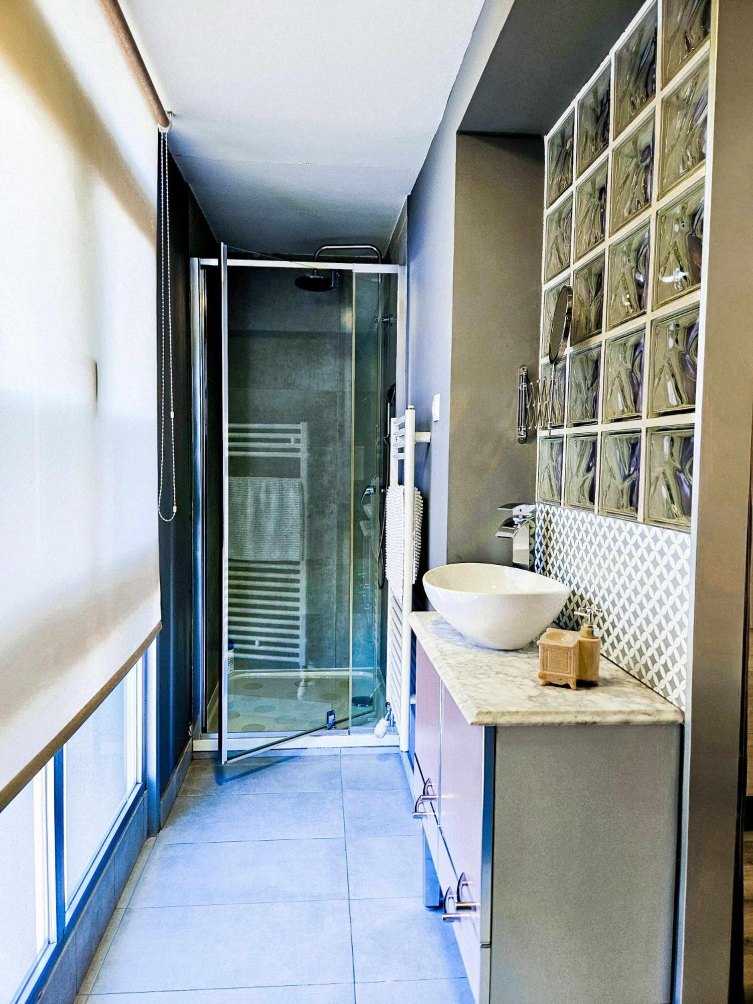 Oak House Oakplacescom レオン エクステリア 写真