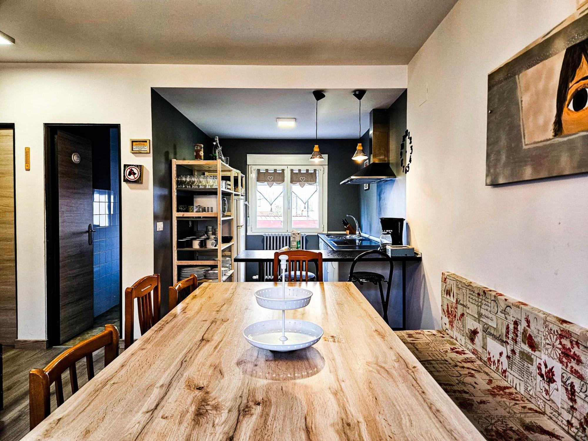 Oak House Oakplacescom レオン エクステリア 写真