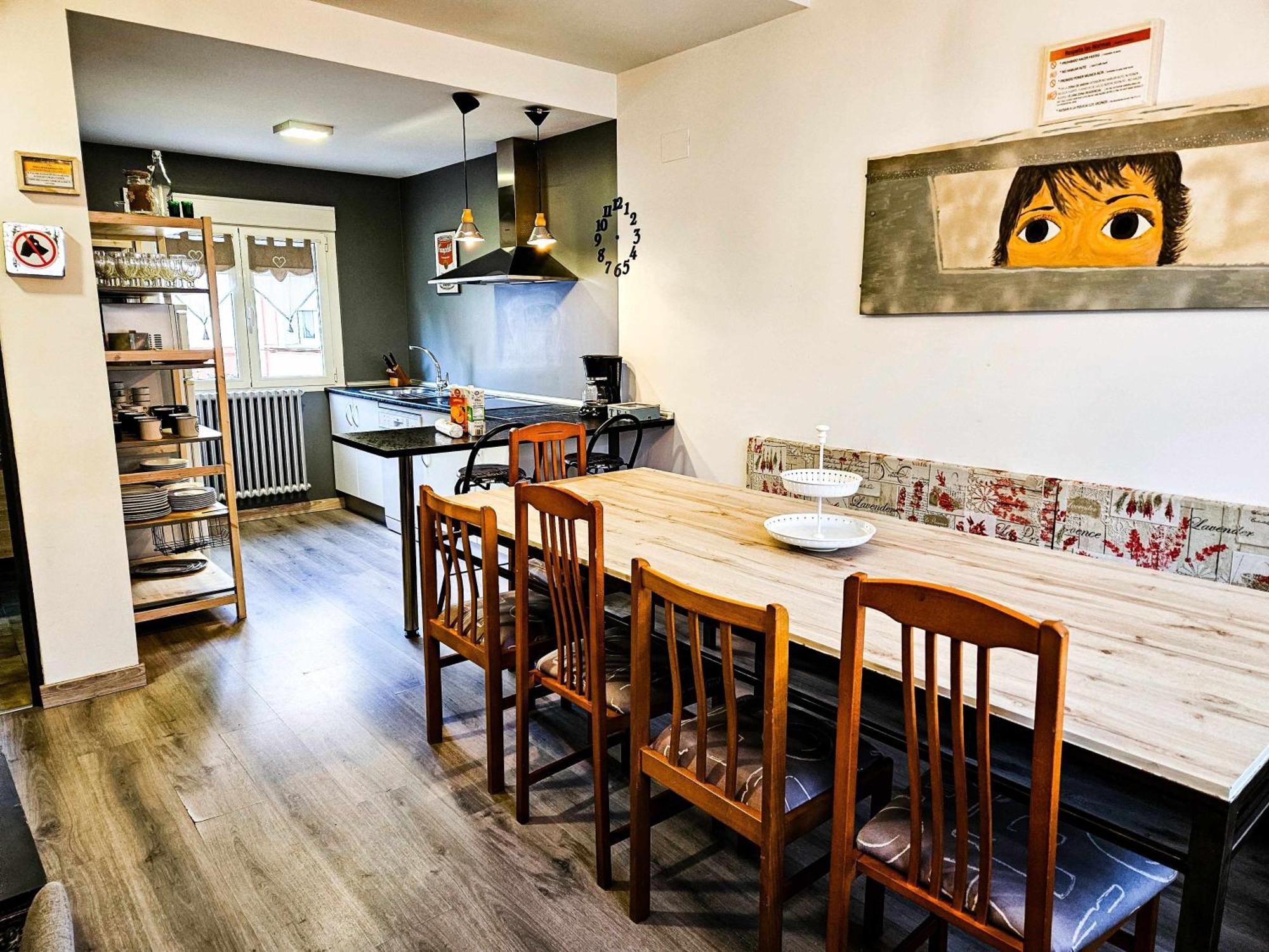 Oak House Oakplacescom レオン エクステリア 写真