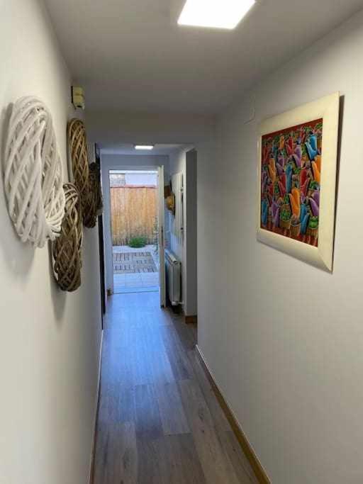 Oak House Oakplacescom レオン エクステリア 写真