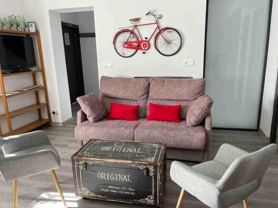 Oak House Oakplacescom レオン エクステリア 写真